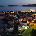 Lumaka Sun: Beachside Retreat With Dual Pools In Brodarica (Sibenik-Knin)