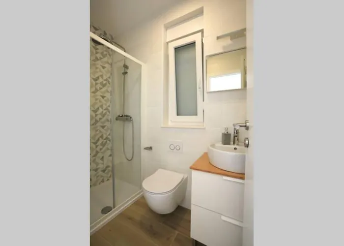 Lumaka Sun - Amazing In With 4 Bedrooms, Wifi, Outdoor Swimming Pool And Heated Swimming Pool