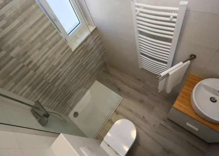 Villa Lumaka Sun - Amazing In With 4 Bedrooms, Wifi, Outdoor Swimming Pool And Heated Swimming Pool Brodarica (Sibenik-Knin)