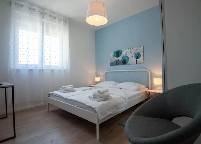 Lumaka Sun - Amazing In With 4 Bedrooms, Wifi, Outdoor Swimming Pool And Heated Swimming Pool Villa *